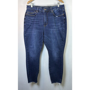 Judy Blue Jeans Womens 18W Dark Blue Skinny Tapered Unfinished Hem JB88527